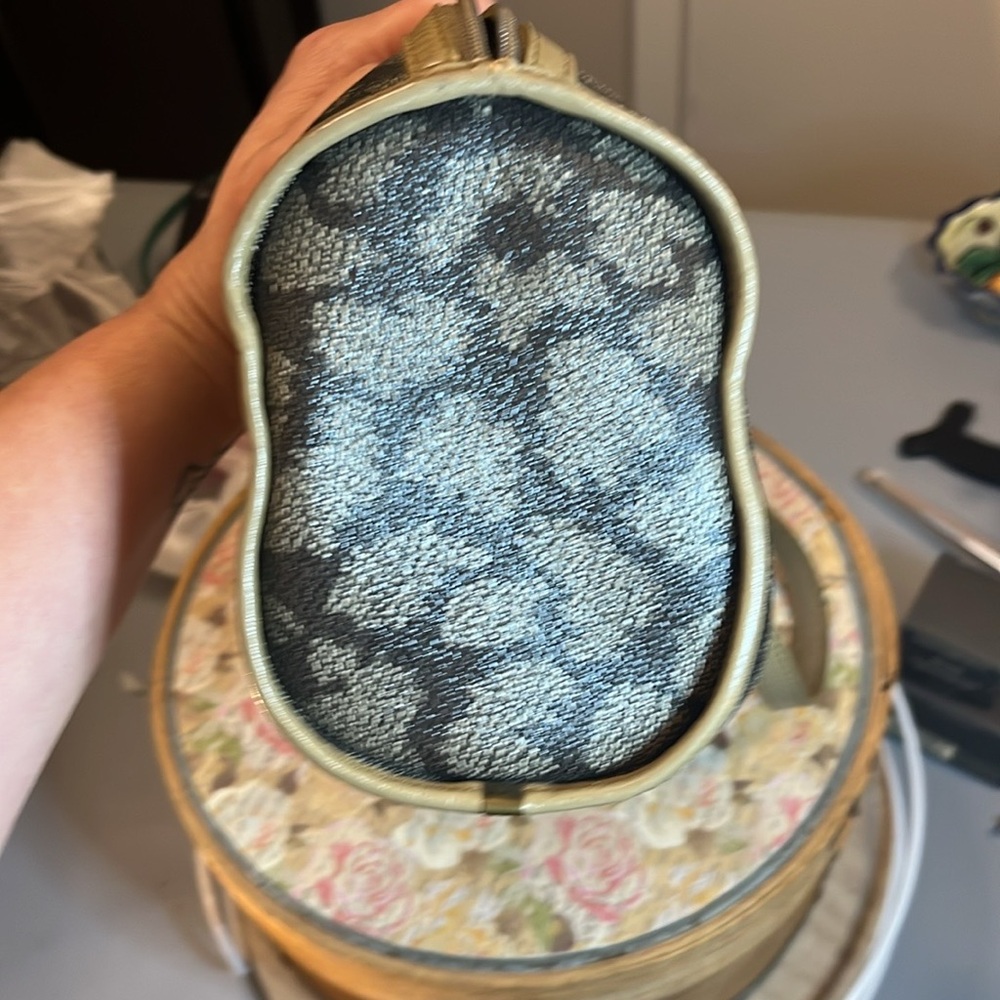 SALE Yves Saint Laurent YSL giraffe-print Boston bag, great condition! - Picture 5 of 15